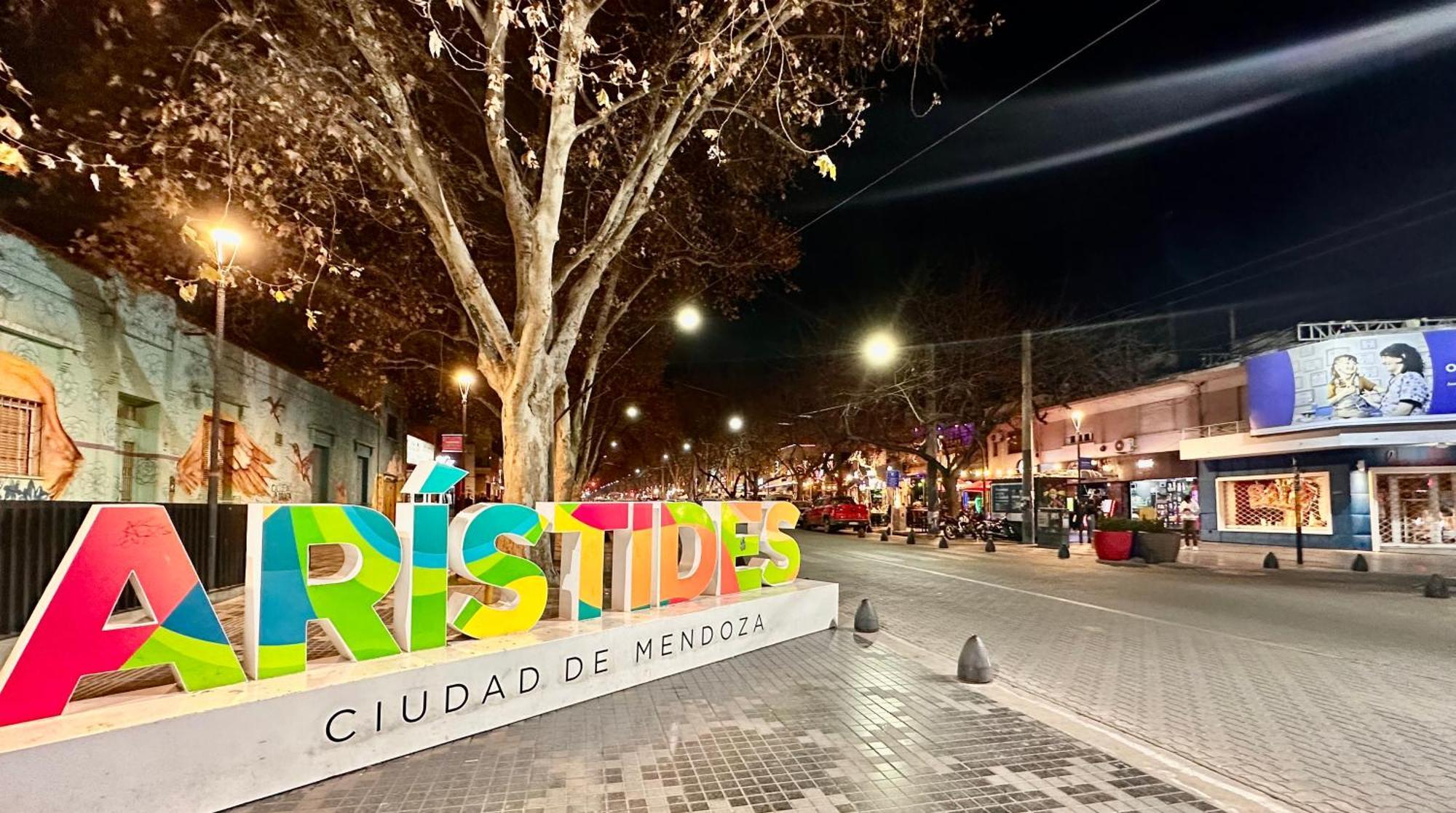 Departamento En Calle Aristides, Mejor Zona Turistica Mendoza Kültér fotó